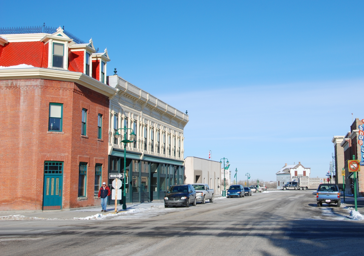 Fort Macleod Listings!